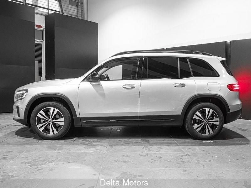 Nuova Mercedes GLB200 Advanced Plus 150 CV (110 kW) 2025 Argento SUV