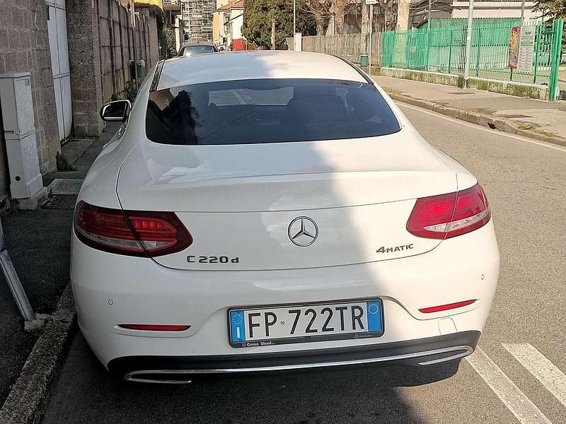 Usata Mercedes C220 Premium 170 CV (125 kW) 2018 Coupé