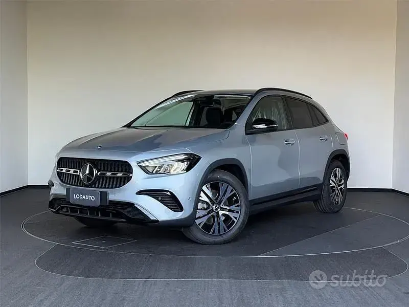 Nuova Mercedes GLA200 AMG line 150 CV (110 kW) 2026 Grigio SUV