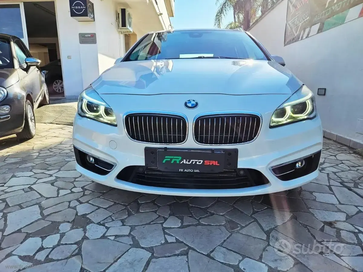 Usata BMW 218 Active Tourer Luxury Line 150 CV (110 kW) 2015 Monovolume