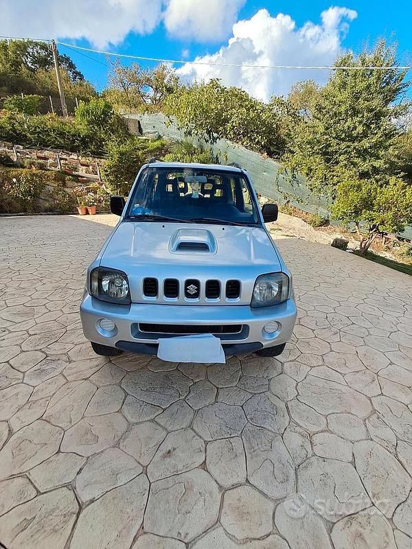 Usata Suzuki Jimny 65 CV (47 kW) 2005 SUV