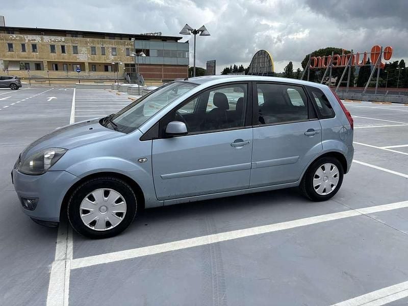 Usata Ford Fiesta Collection 68 CV (50 kW) 2006 Berlina