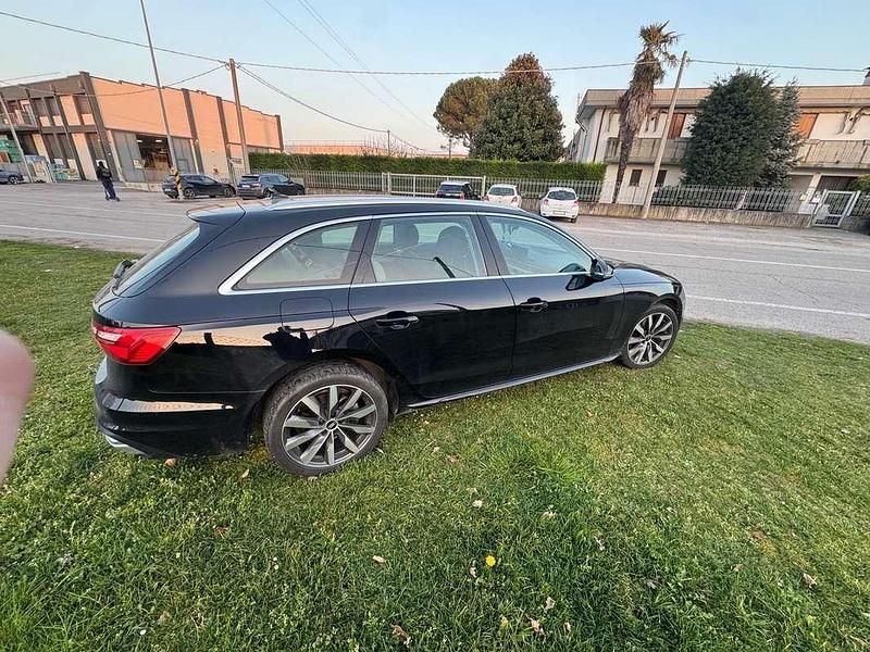 Usata Audi A4 Business Plus 163 CV (119 kW) 2021 Station wagon