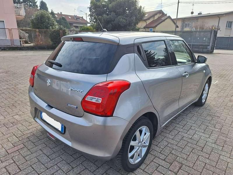 Usata Suzuki Swift Cool 83 CV (61 kW) 2021 Grigio Utilitaria