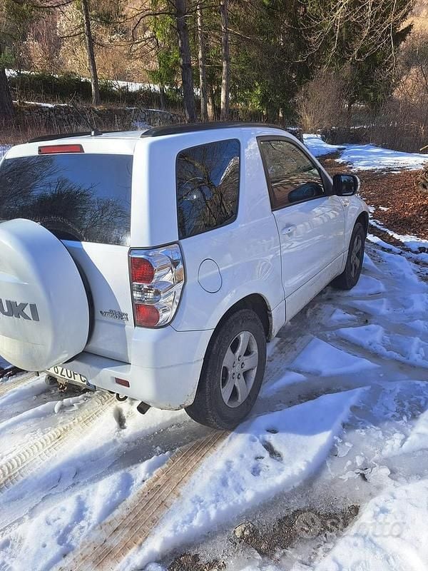 Usata Suzuki Vitara 2014 Bianco SUV