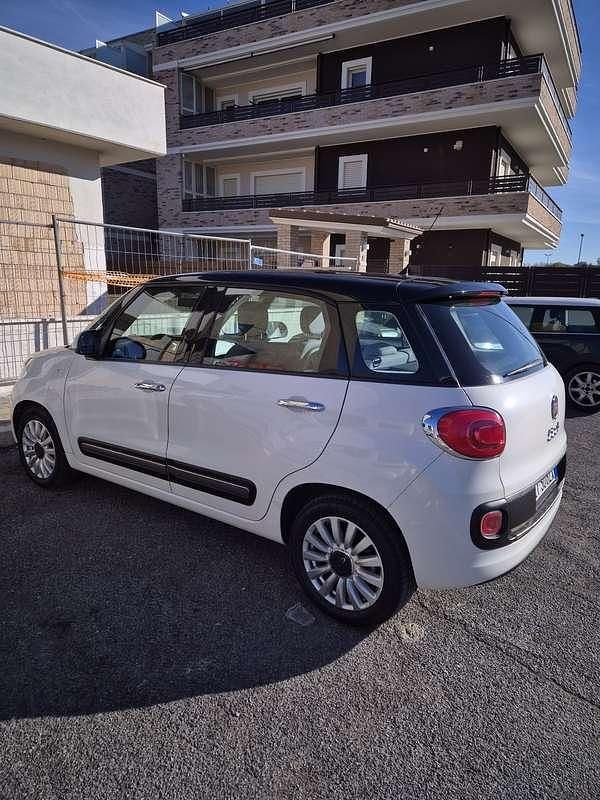 Occasion Fiat 500L Lounge 84 ch (61 kW) 2014 Monospace