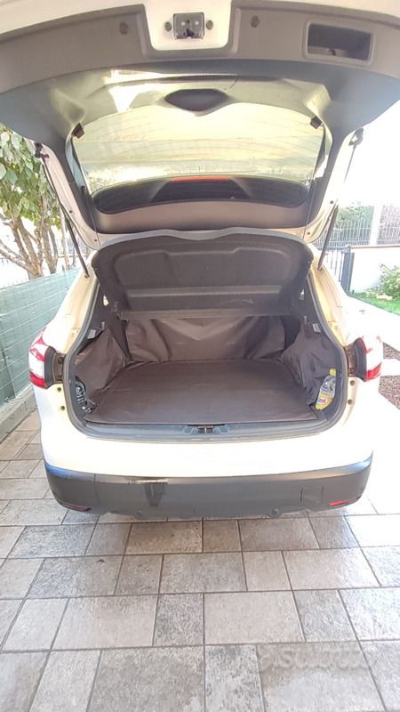 Usata Nissan Qashqai 360º 110 CV (80 kW) 2015 Bianco SUV