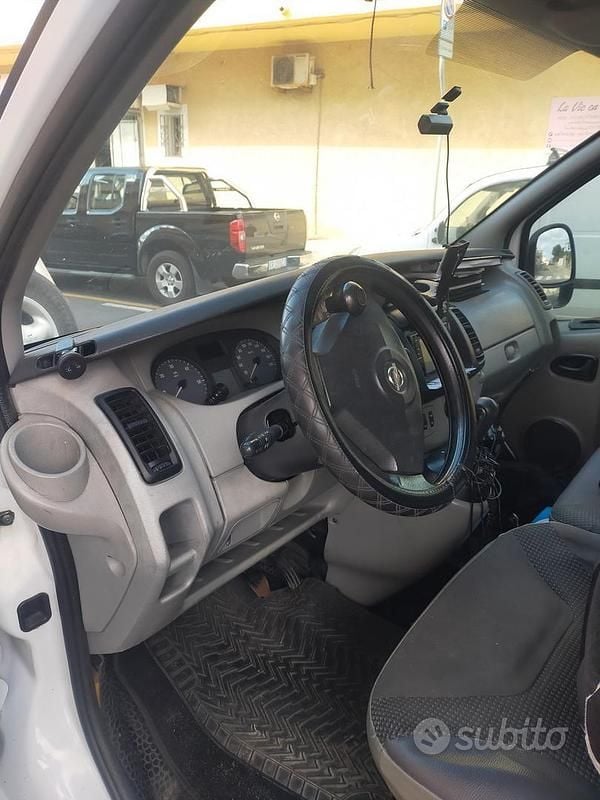 Usata Opel Vivaro 150 CV (110 kW) 2008 Monovolume