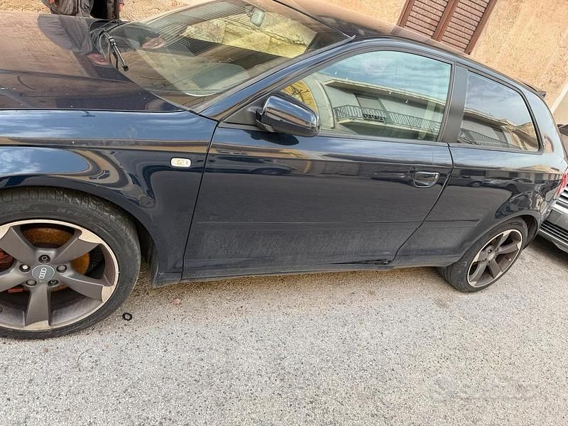 Usata Audi A3 2003 Blu Utilitaria