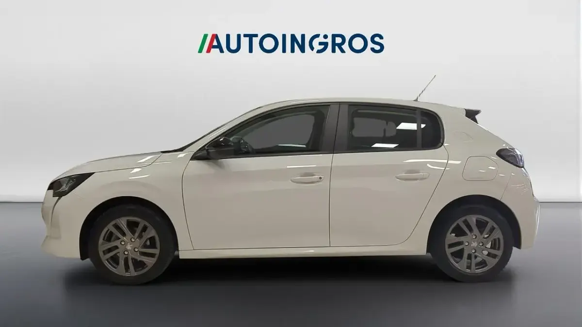 Usata Peugeot 208 Active 75 CV (55 kW) 2022 Bianco Utilitaria