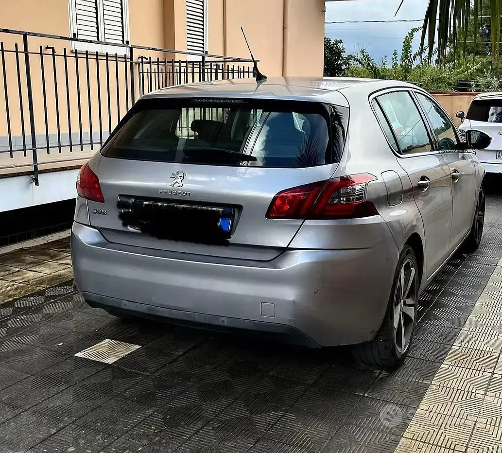 Usata Peugeot 308 131 CV (96 kW) 2020 Grigio Berlina