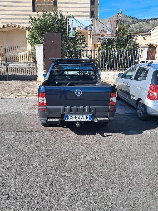 Usata Fiat Strada 2008 Blu Pick-up