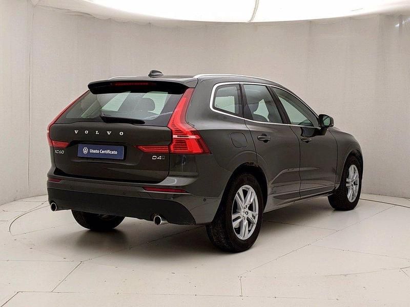 Usata Volvo XC60 R-Design 190 CV (139 kW) 2018 Nero SUV