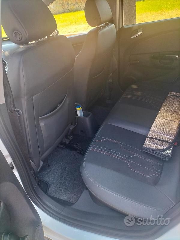 Usata Opel Corsa 85 CV (62 kW) 2013 Bianco Utilitaria