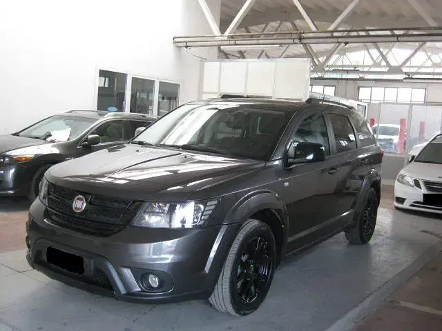 Usata Fiat Freemont Black Code 170 CV (125 kW) 2015 Nero SUV