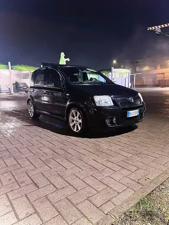 Usata Fiat Panda 101 CV (74 kW) 2007 Nero Utilitaria