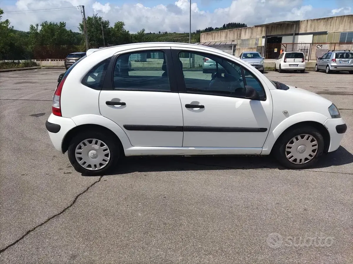 Usata Citroën C3 60 CV (44 kW) 2008 Bianco Berlina