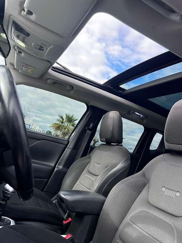 Usata Jeep Renegade Limited 140 CV (102 kW) 2017 Nero SUV