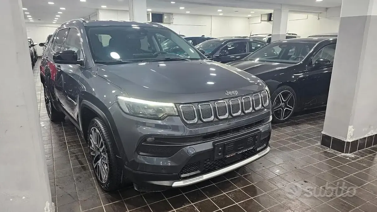 Usata Jeep Compass Limited 131 CV (96 kW) 2023 Grigio SUV