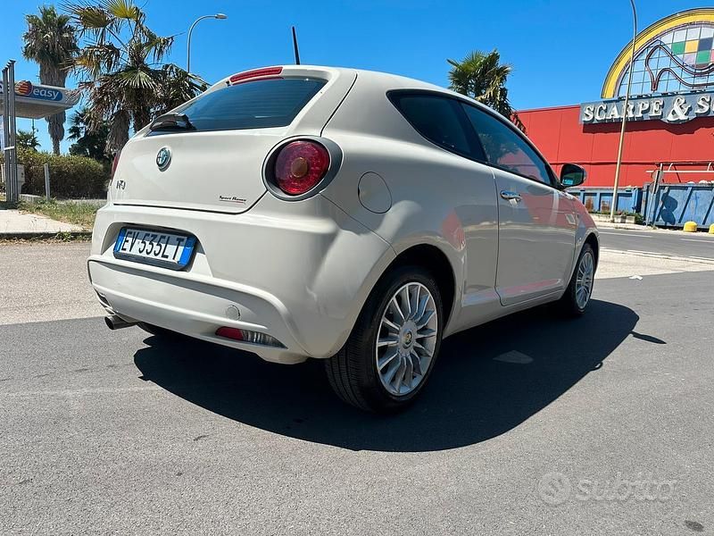 Usata Alfa Romeo MiTo 70 CV (51 kW) 2014 Bianco Utilitaria
