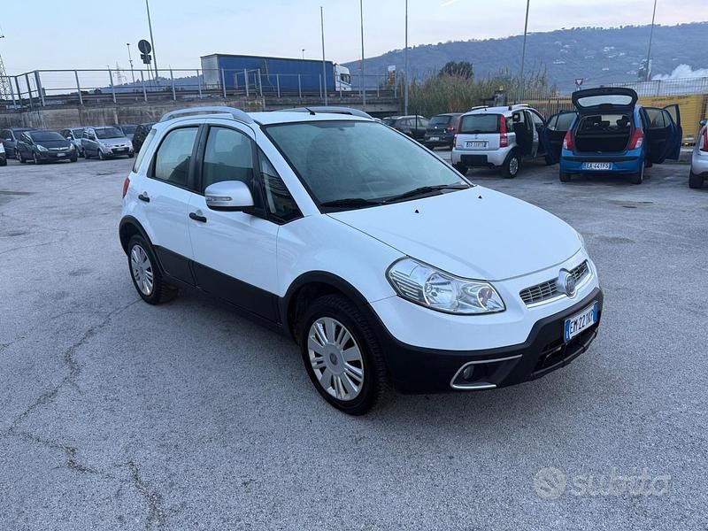 Occasion Fiat Sedici 135 ch (99 kW) 2012 Blanc SUV