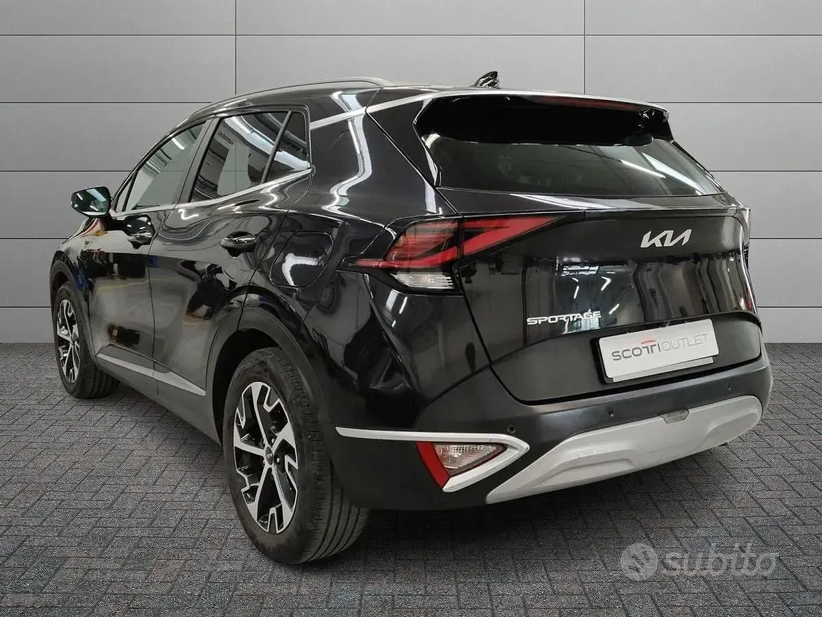 Usata Kia Sportage Style 136 CV (100 kW) 2022 Nero SUV