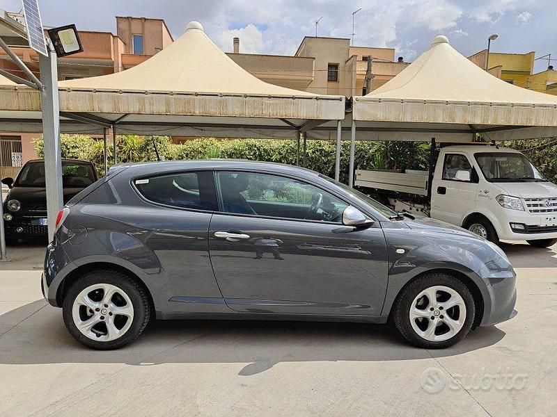 Usata Alfa Romeo MiTo 95 CV (69 kW) 2018 Grigio Utilitaria