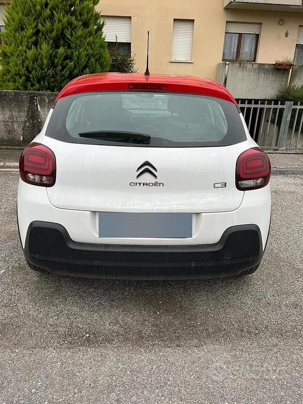 Usata Citroën C3 83 CV (61 kW) 2018 Bianco Utilitaria