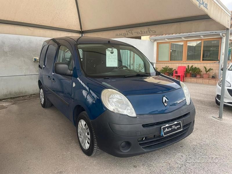Usata Renault Kangoo 86 CV (63 kW) 2008 Blu Monovolume