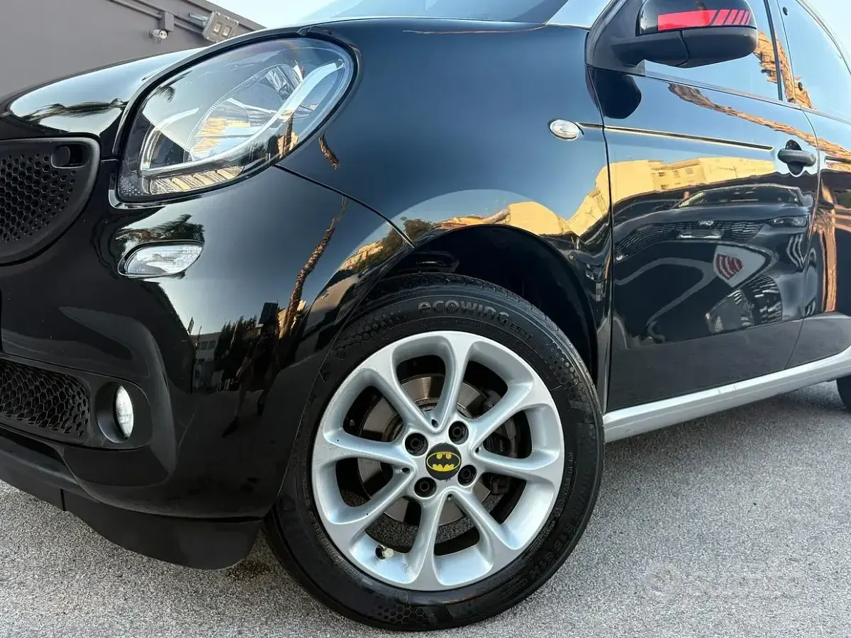 Usata Smart ForFour Passion 71 CV (52 kW) 2019 Nero Utilitaria