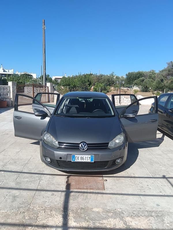 Usata VW Golf VII 102 CV (75 kW) 2012 Grigio Berlina