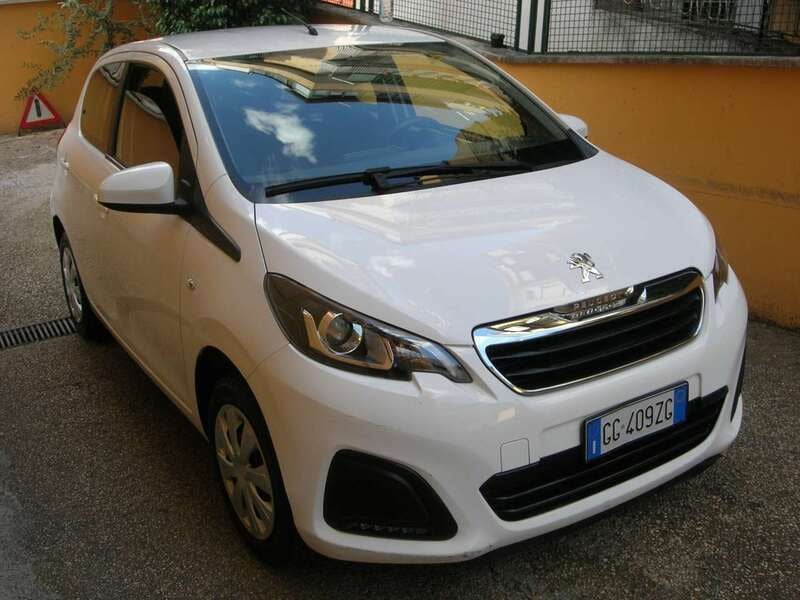Usata Peugeot 108 Active 72 CV (52 kW) 2021 Bianco Utilitaria