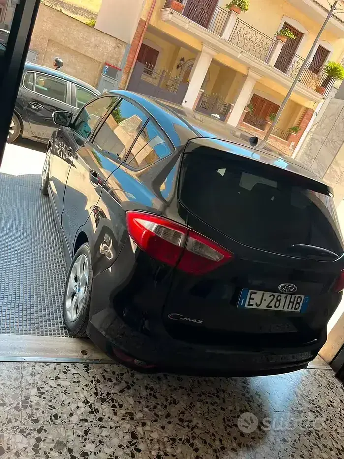 Usata Ford C-MAX Titanium 115 CV (84 kW) 2011 Nero Monovolume