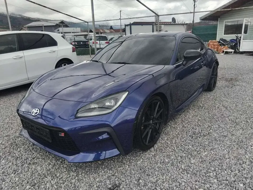 Usata Toyota GR86 Premium 234 CV (172 kW) 2023 Blu/azzurro Coupé