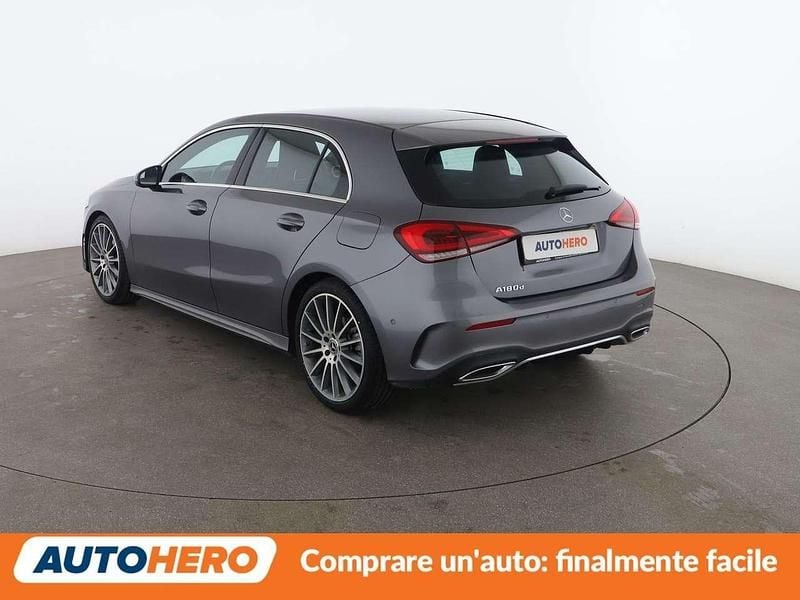 Usata Mercedes A180 Premium 116 CV (85 kW) 2021 Grigio Berlina