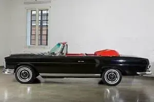 Usata Mercedes 280 SE 160 CV (117 kW) 1966 Nero Cabrio
