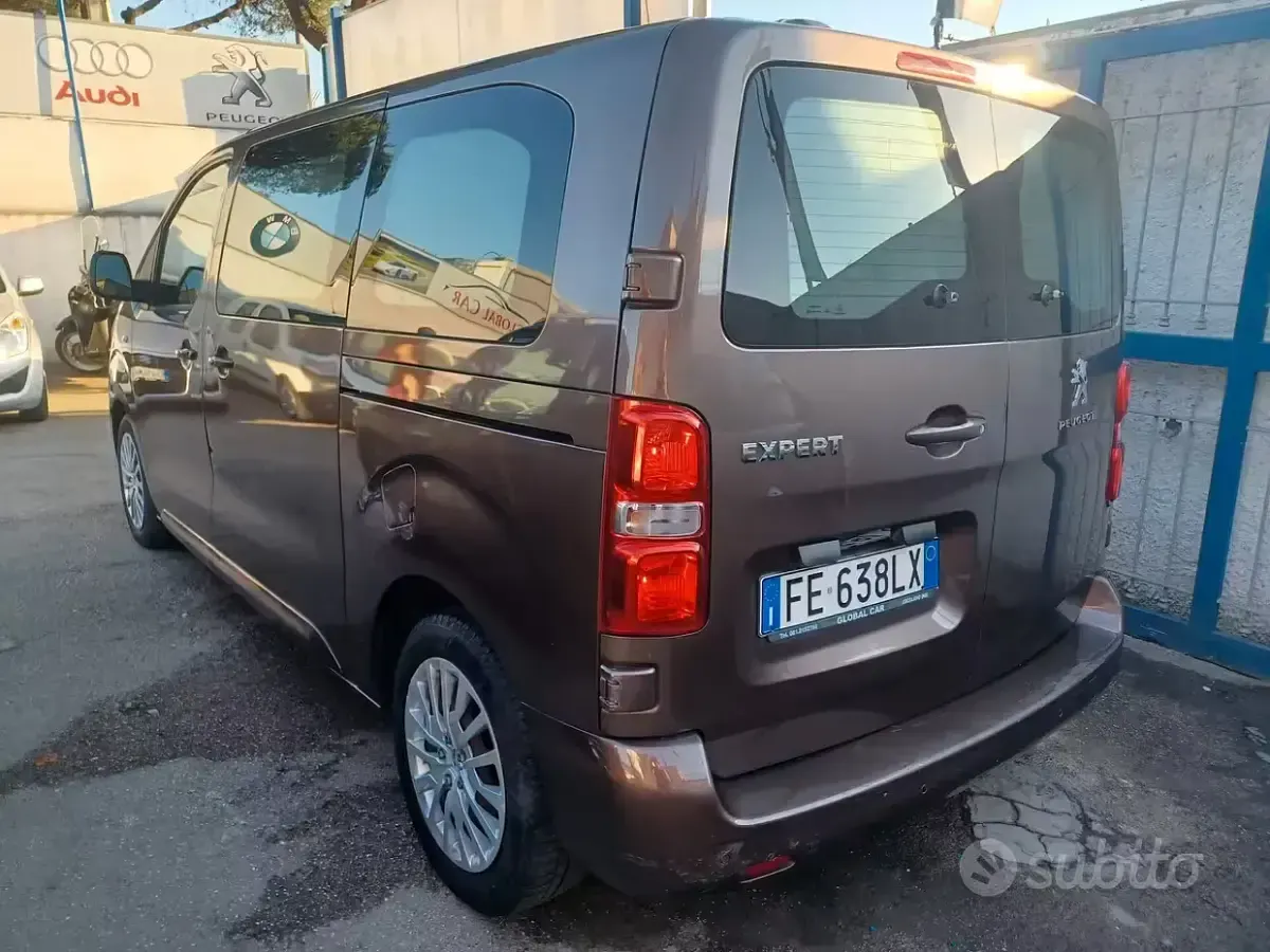 Usata Peugeot Expert 116 CV (85 kW) 2016 Marrone Furgone