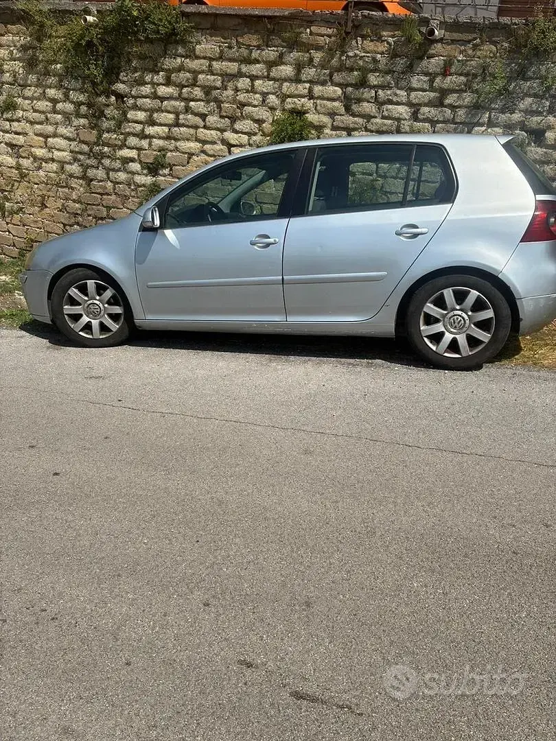 Usata VW Golf V 140 CV (102 kW) 2006 Utilitaria