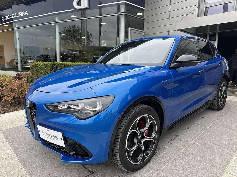 Blu/azzurro Usata 2024 Alfa Romeo Stelvio Veloce SUV | 39.900 € (Buon prezzo) - Immagine 1/4