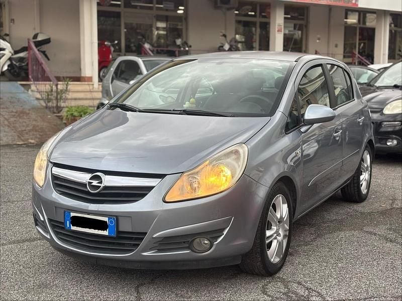 Usata Opel Corsa 80 CV (58 kW) 2008 Argento Utilitaria