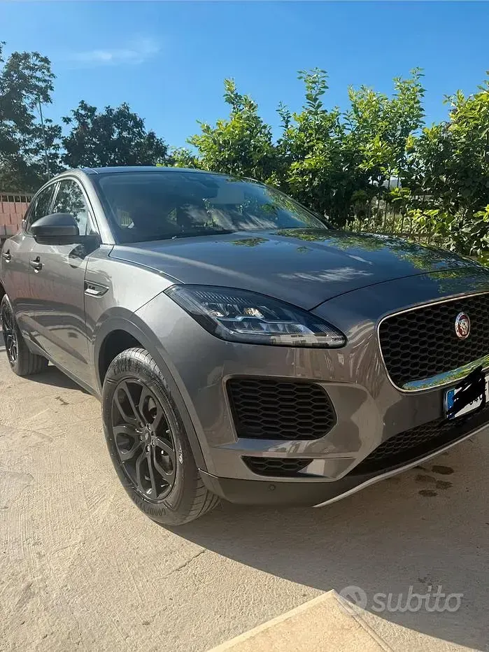 Usata Jaguar E-Pace 150 CV (110 kW) 2019 Grigio SUV