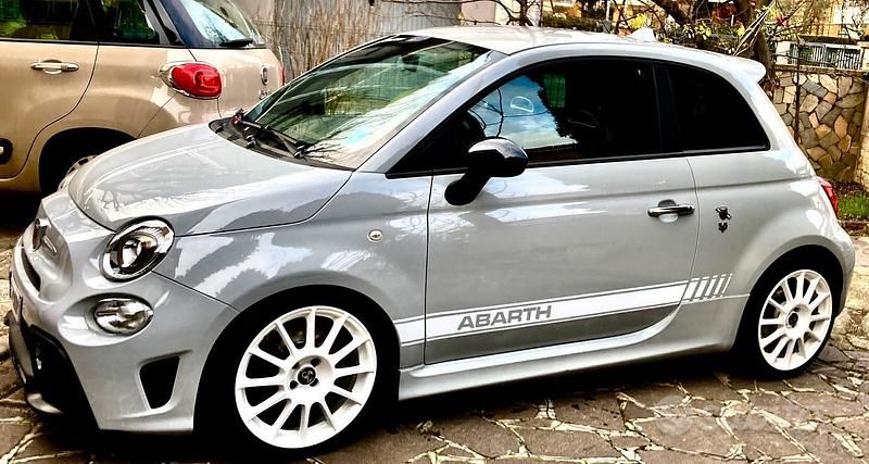 Usata Abarth 595 145 CV (106 kW) 2018 Grigio Utilitaria