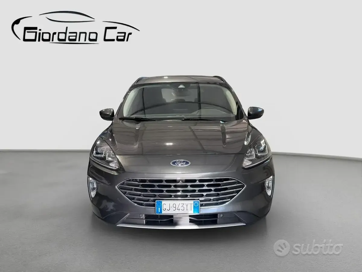 Usata Ford Kuga Business Edition 120 CV (88 kW) 2022 Grigio SUV