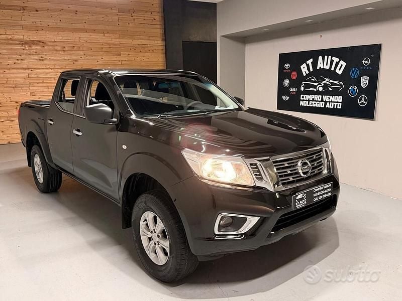 Usata Nissan Navara N-Connecta 163 CV (119 kW) 2017 Nero Pick-up