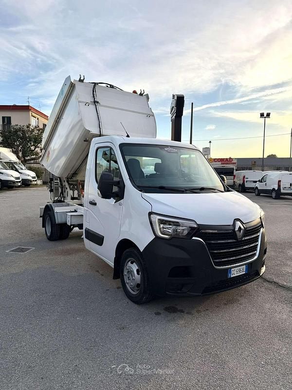 Usata Renault Master 131 CV (96 kW) 2020 Bianco Monovolume