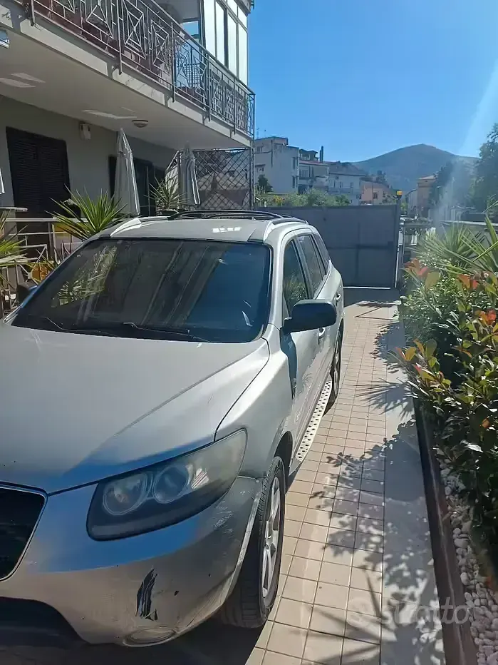 Usata Hyundai Santa Fe 155 CV (114 kW) 2006 Grigio SUV