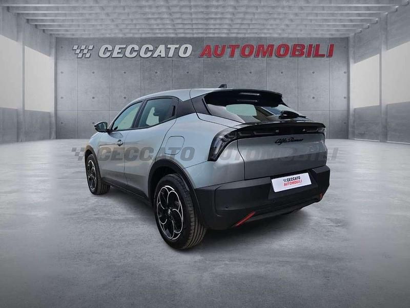 Usata Alfa Romeo Junior 114 kW (156 CV) 2025 Grigio SUV