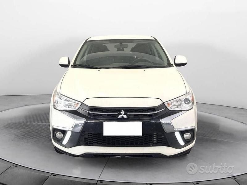 Usado Mitsubishi ASX Instyle 114 CV (83 kW) 2019 Blanco SUV