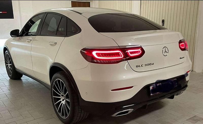 Usata Mercedes GLC300 Premium Plus 245 CV (180 kW) 2020 SUV