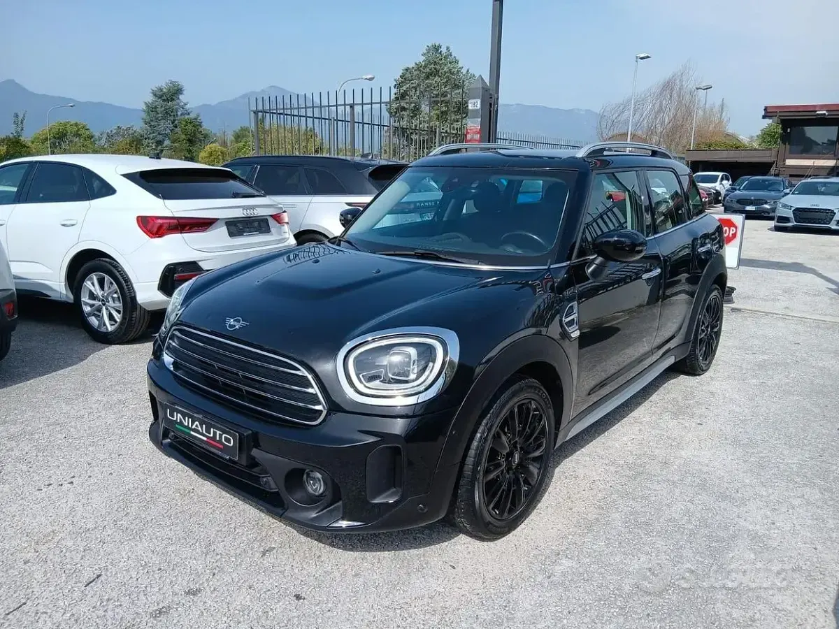 Usata Mini Cooper D Countryman Business 150 CV (110 kW) 2022 Nero SUV